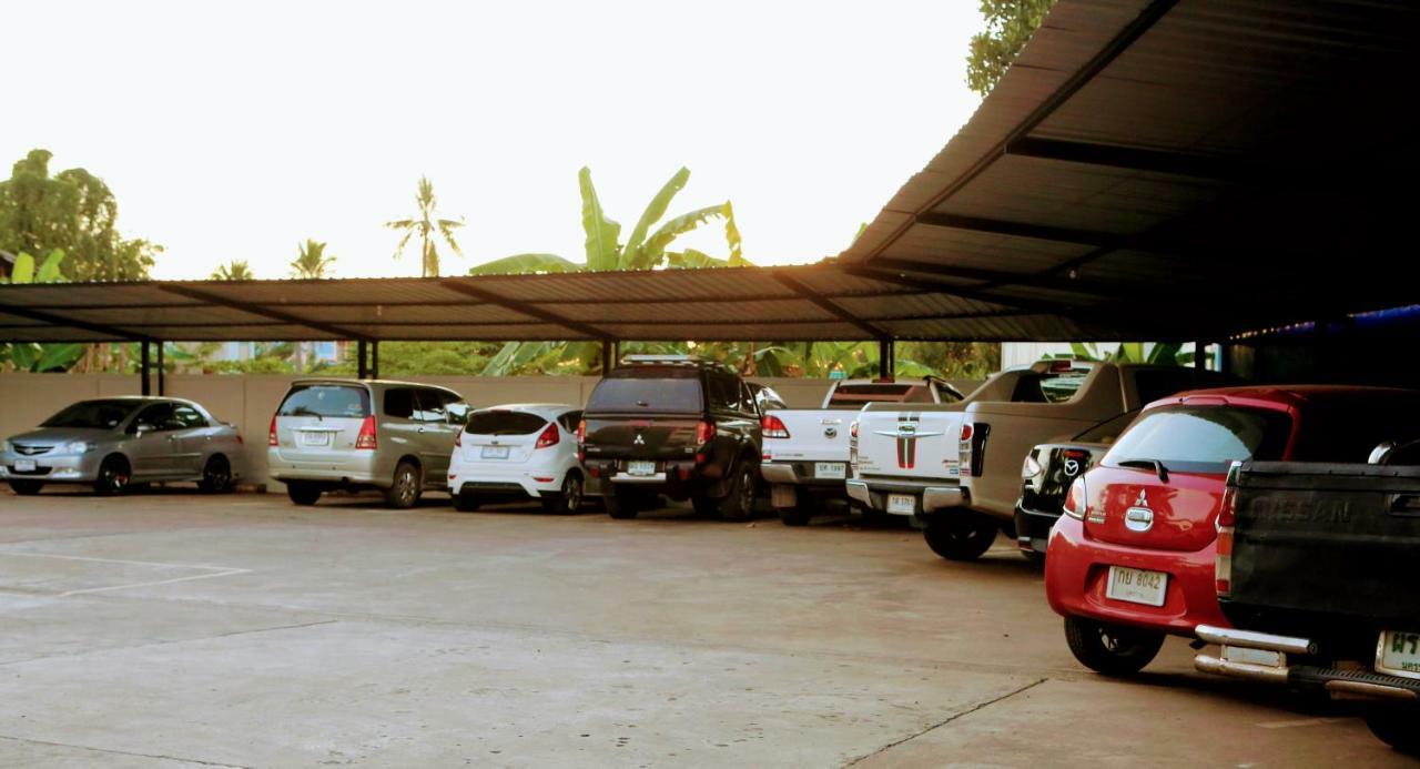 The Resto Hotel Udon Thani Exterior foto